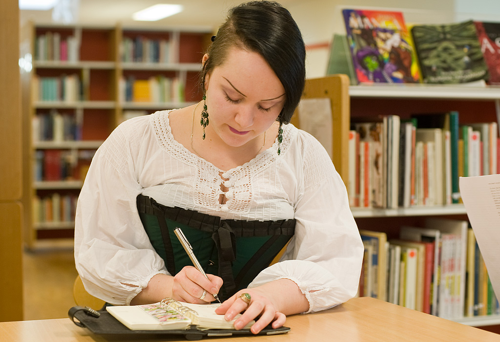 d08